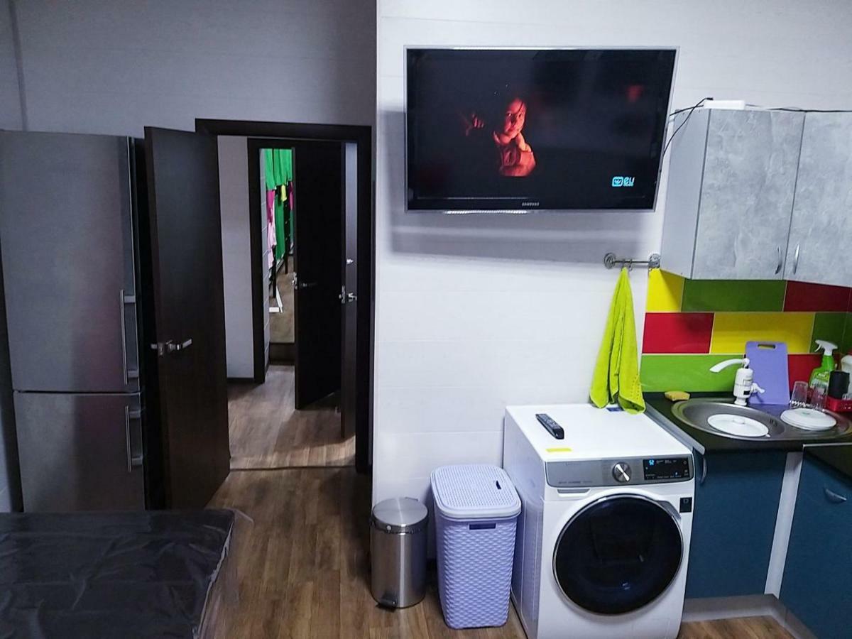 Hostel 777 Vokzal Киев Екстериор снимка