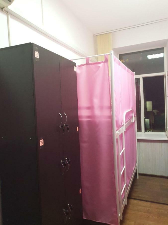 Hostel 777 Vokzal Киев Екстериор снимка